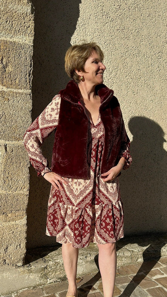 Robe à motifs bordeaux