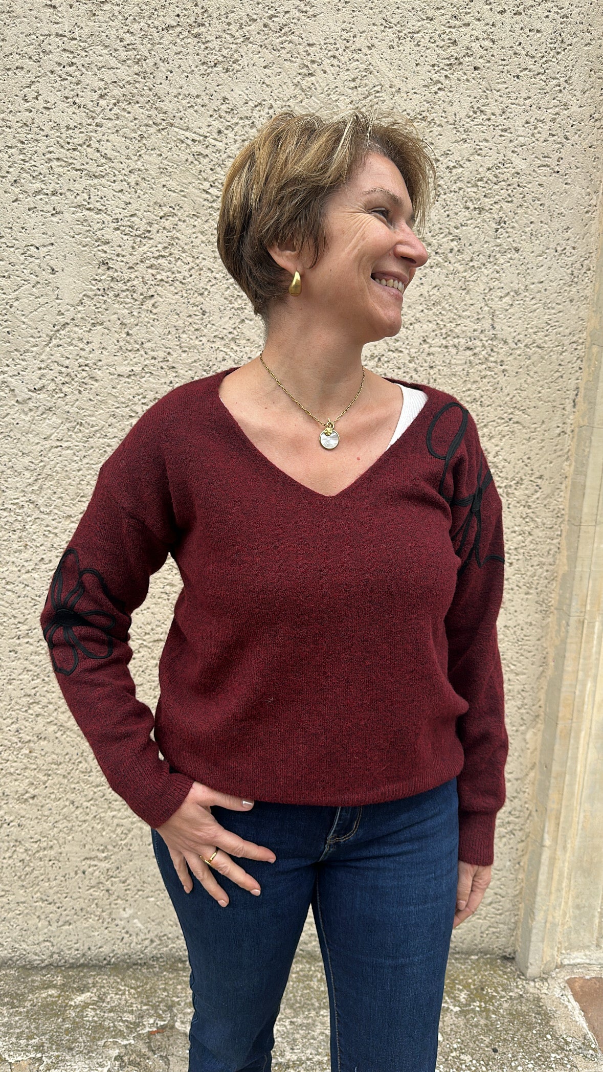 Pull fleurs brodées