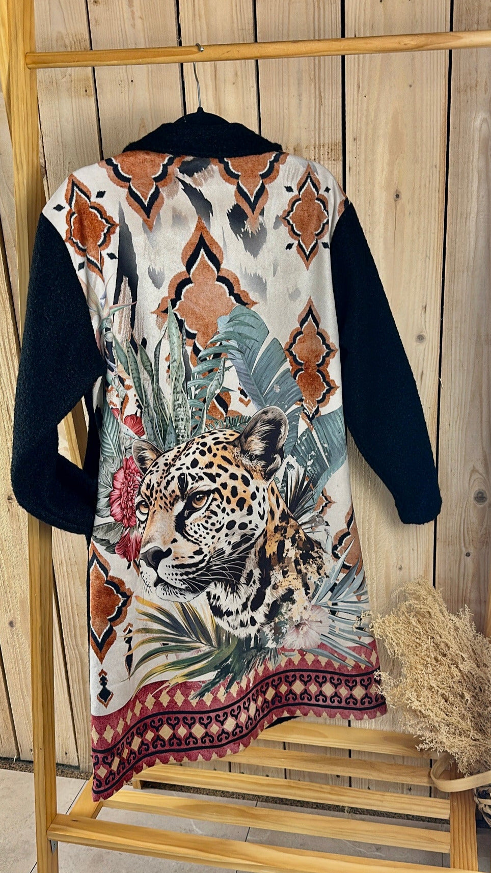 Manteau long à motif tigre