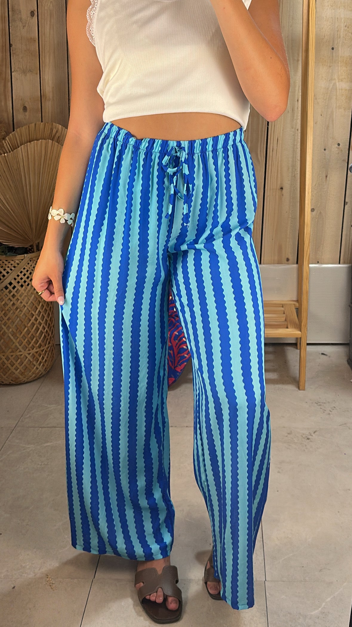 Pantalon bleu graphique