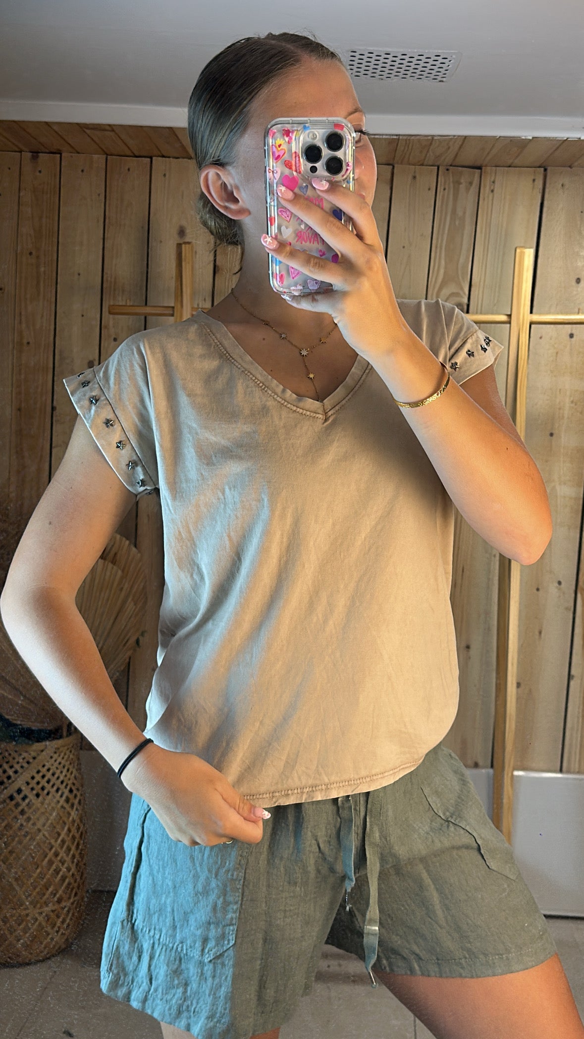 T-shirt clouté