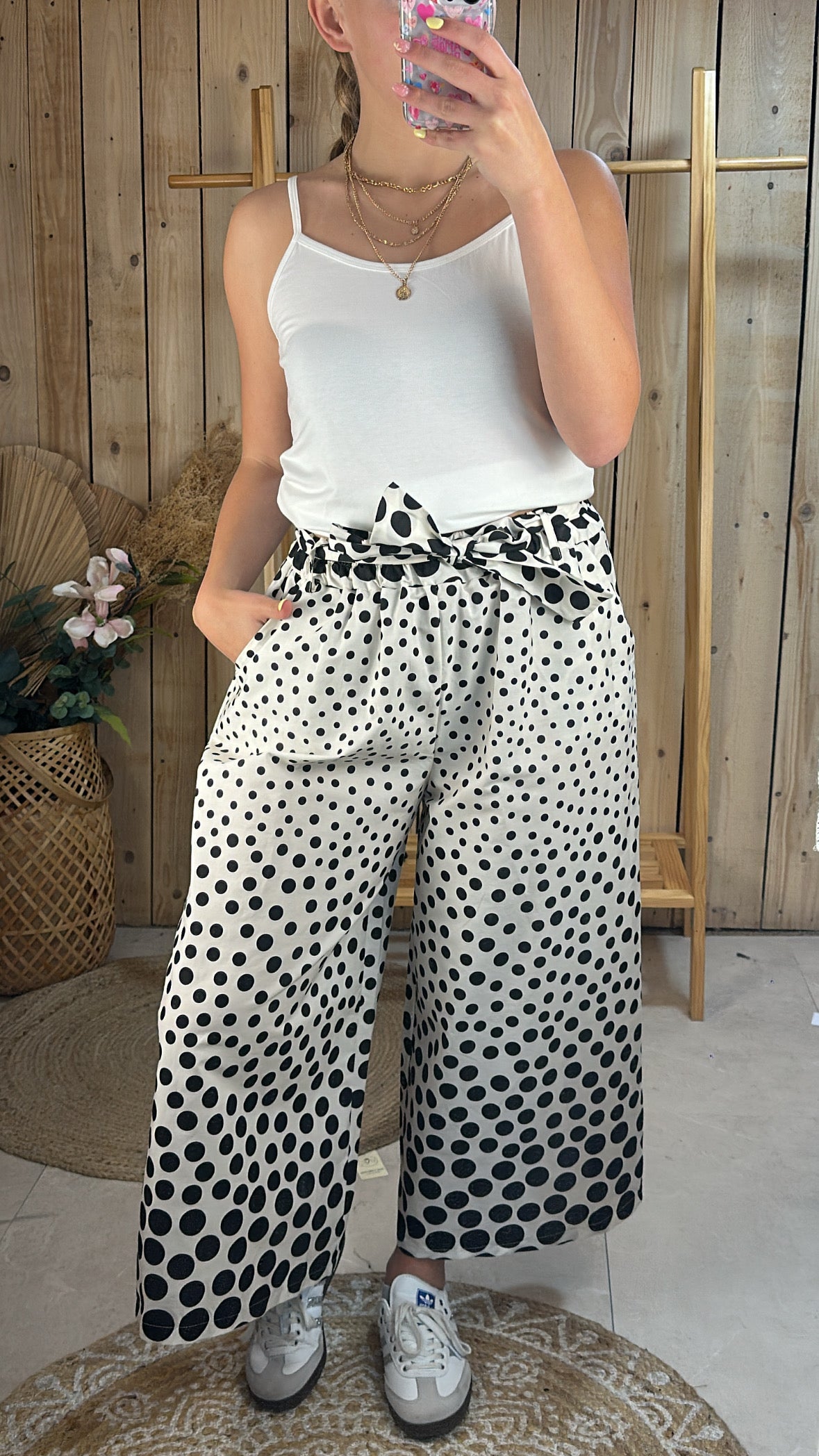 Pantalon large à pois