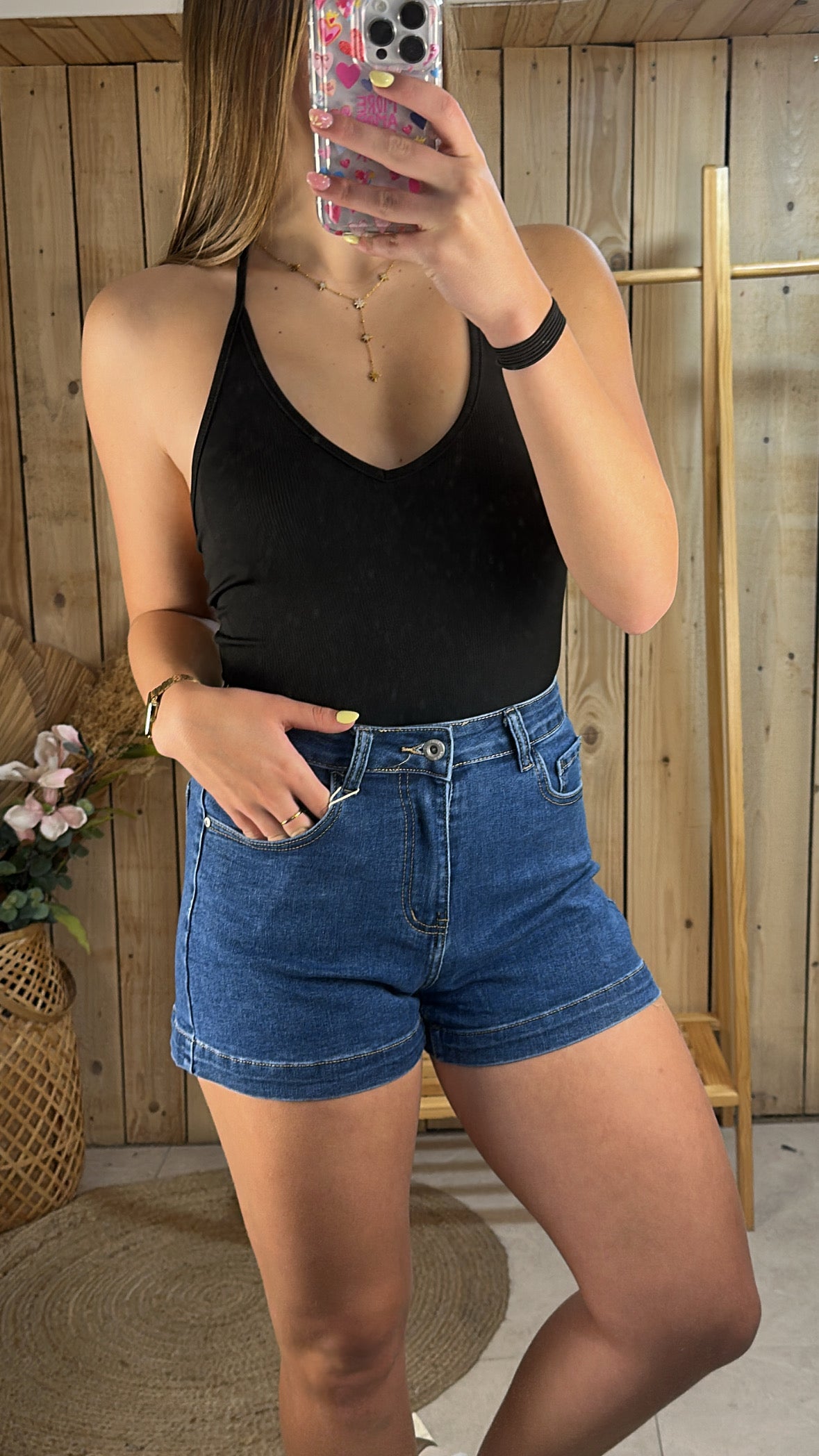Short denim court