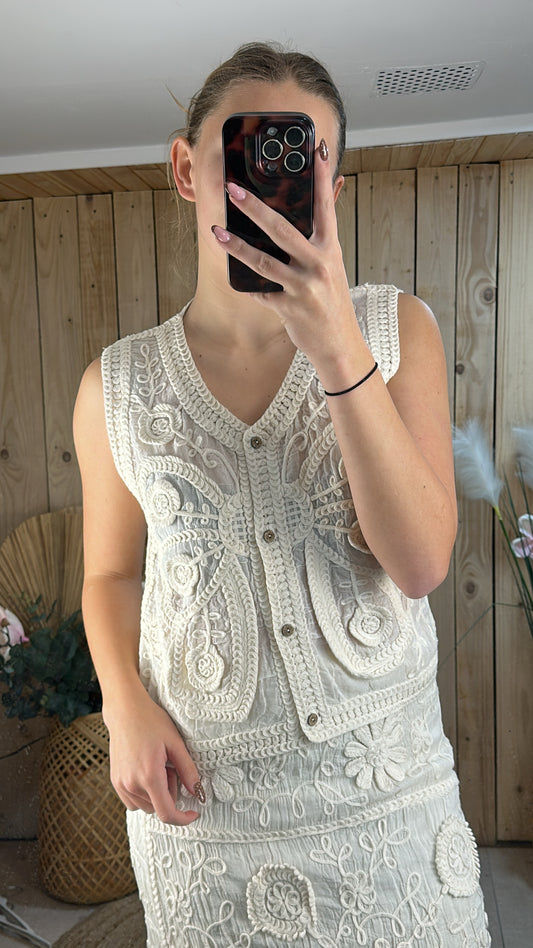 Top crochet et broderie